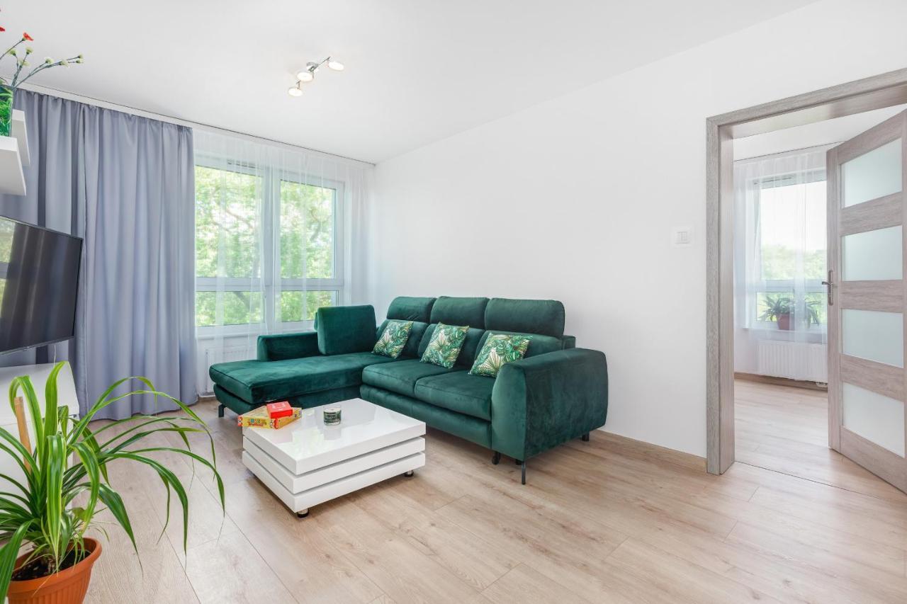 Apartament Deluxe Platany C38 By Renters Apartment Колобжег Екстериор снимка