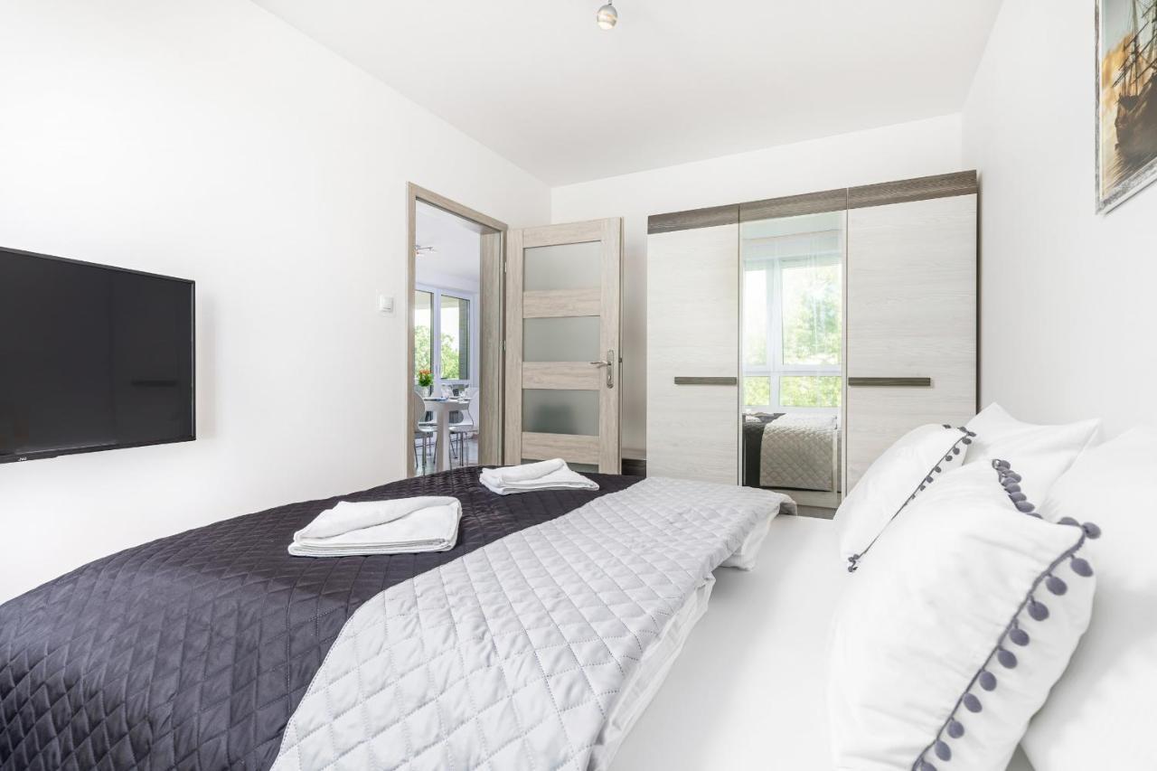 Apartament Deluxe Platany C38 By Renters Apartment Колобжег Екстериор снимка