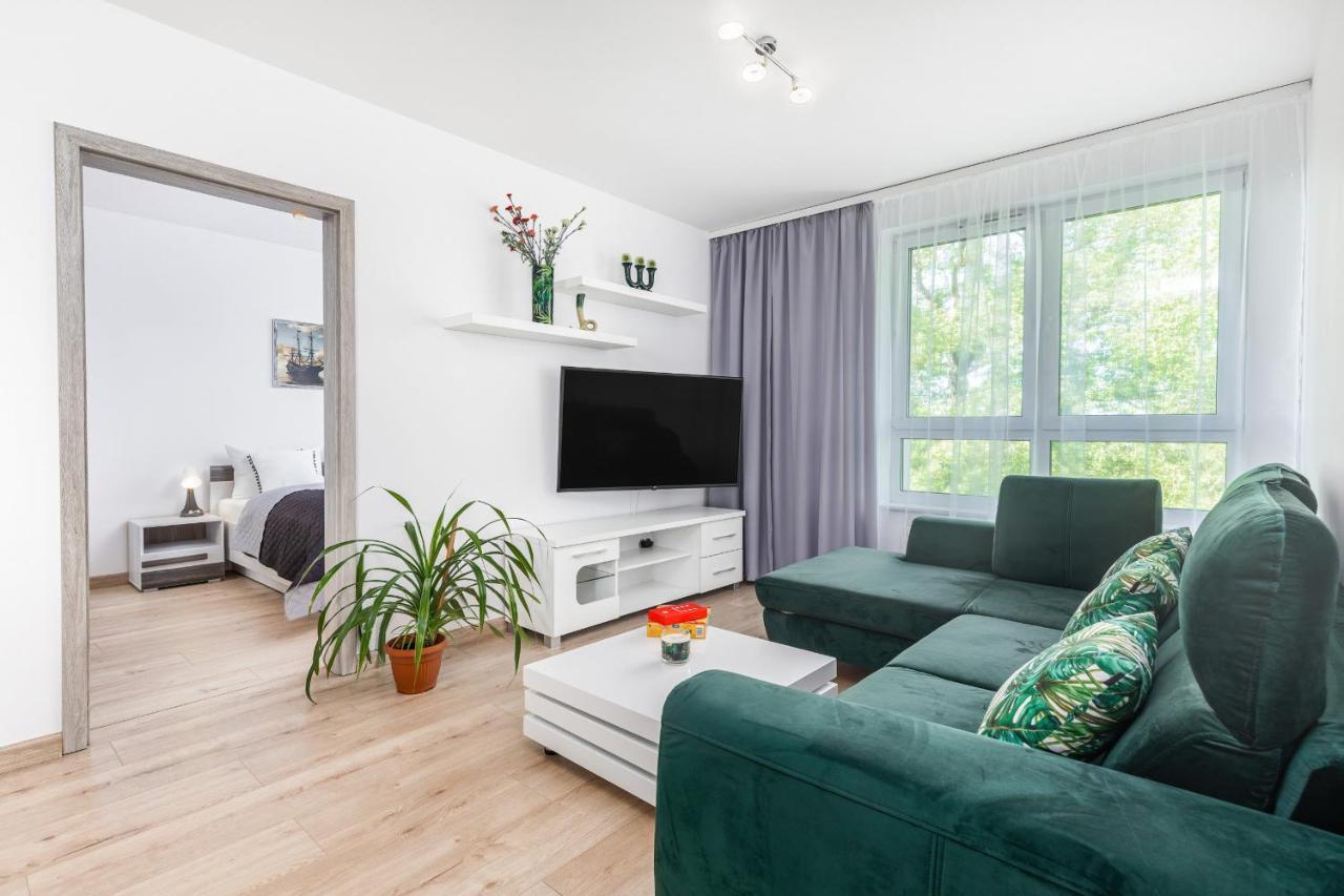 Apartament Deluxe Platany C38 By Renters Apartment Колобжег Екстериор снимка